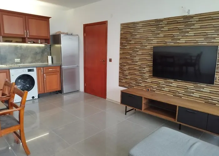 California Complex Sunny Beach