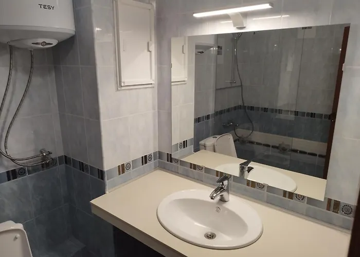 California Complex * Sunny Beach