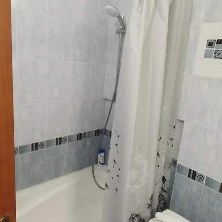 California Complex Apartment