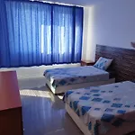 California Complex Apartman Napospart