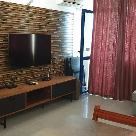 California Complex Apartment Slantschew brjag