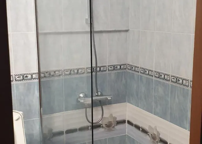 California Complex Apartment